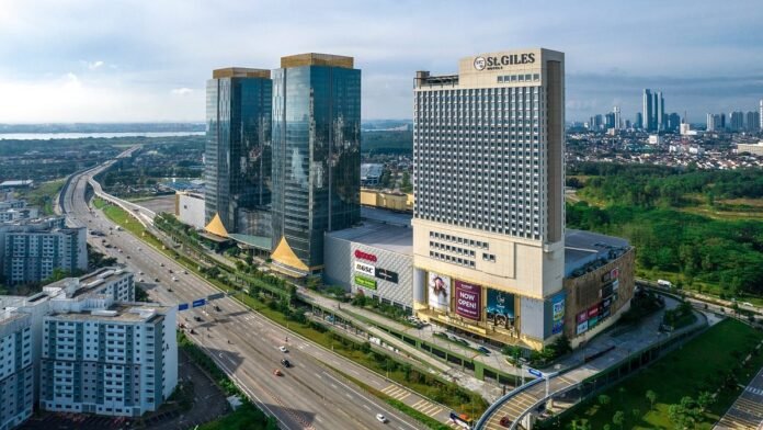 malls near doubletree hilton jb